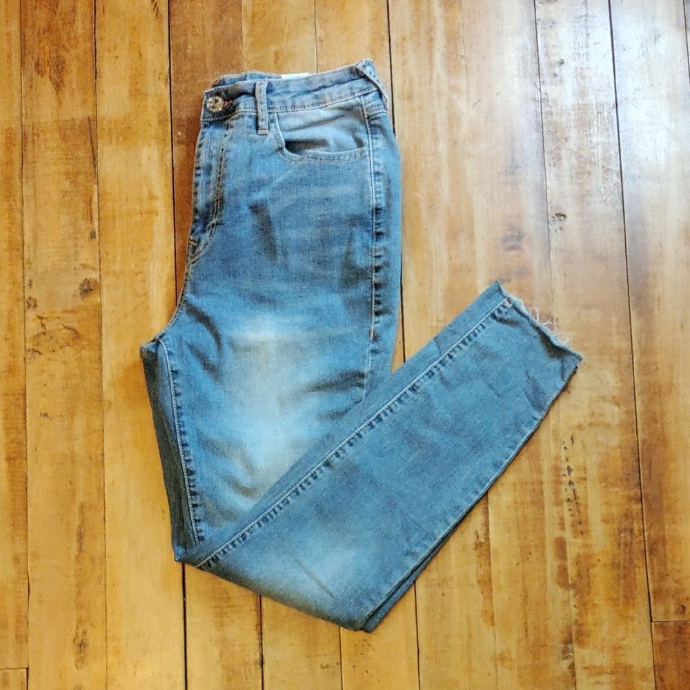 True Religion Halle Skinny Jeans Size 31 Raw Hem Cotton